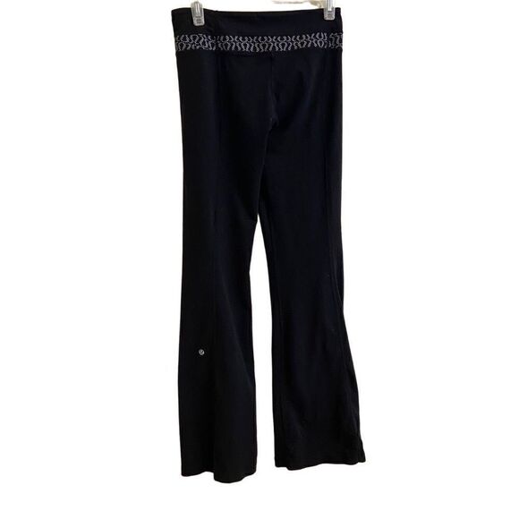 Lululemon Grover Reversible Flare Leggings Yoga Pants Black Size 6 - Picture 1 of 4